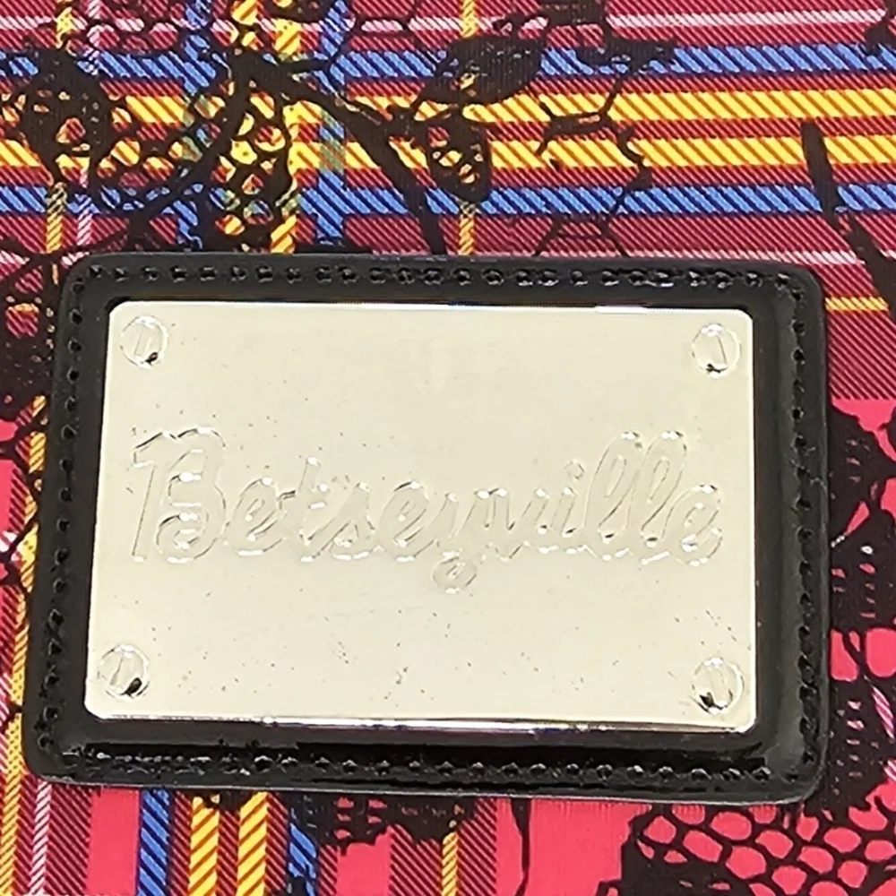 Betsey Johnson Pink Plaid Laptop Carrying Bag